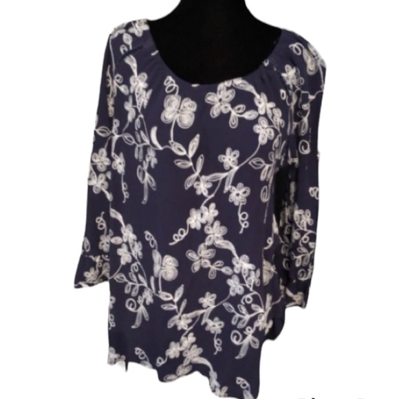 FORGOTTEN GRACE boho navy/white blouse size medium - Picture 1 of 8